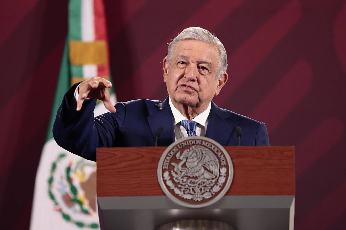 AMLO responde «¿Y qué, cuál es el problema?» ante la polémica del secretario de la Defensa de México, Luis Cresencio Sandoval