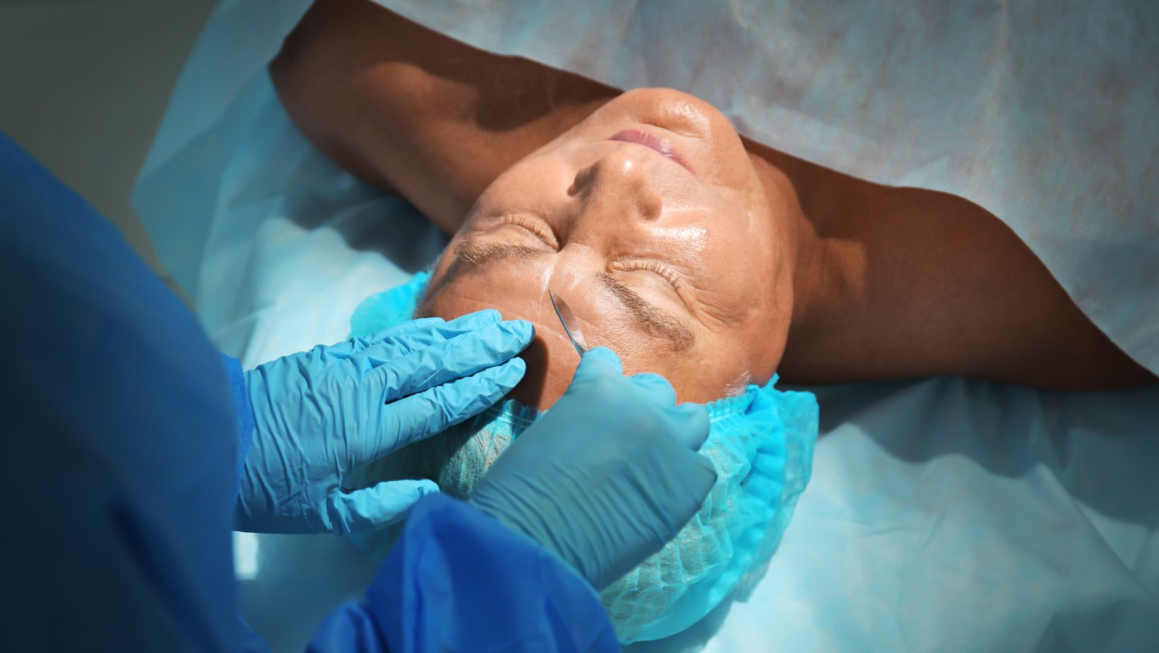 Cirugías estéticas certificadas: ¿Garantía de seguridad o ilusión mortal?