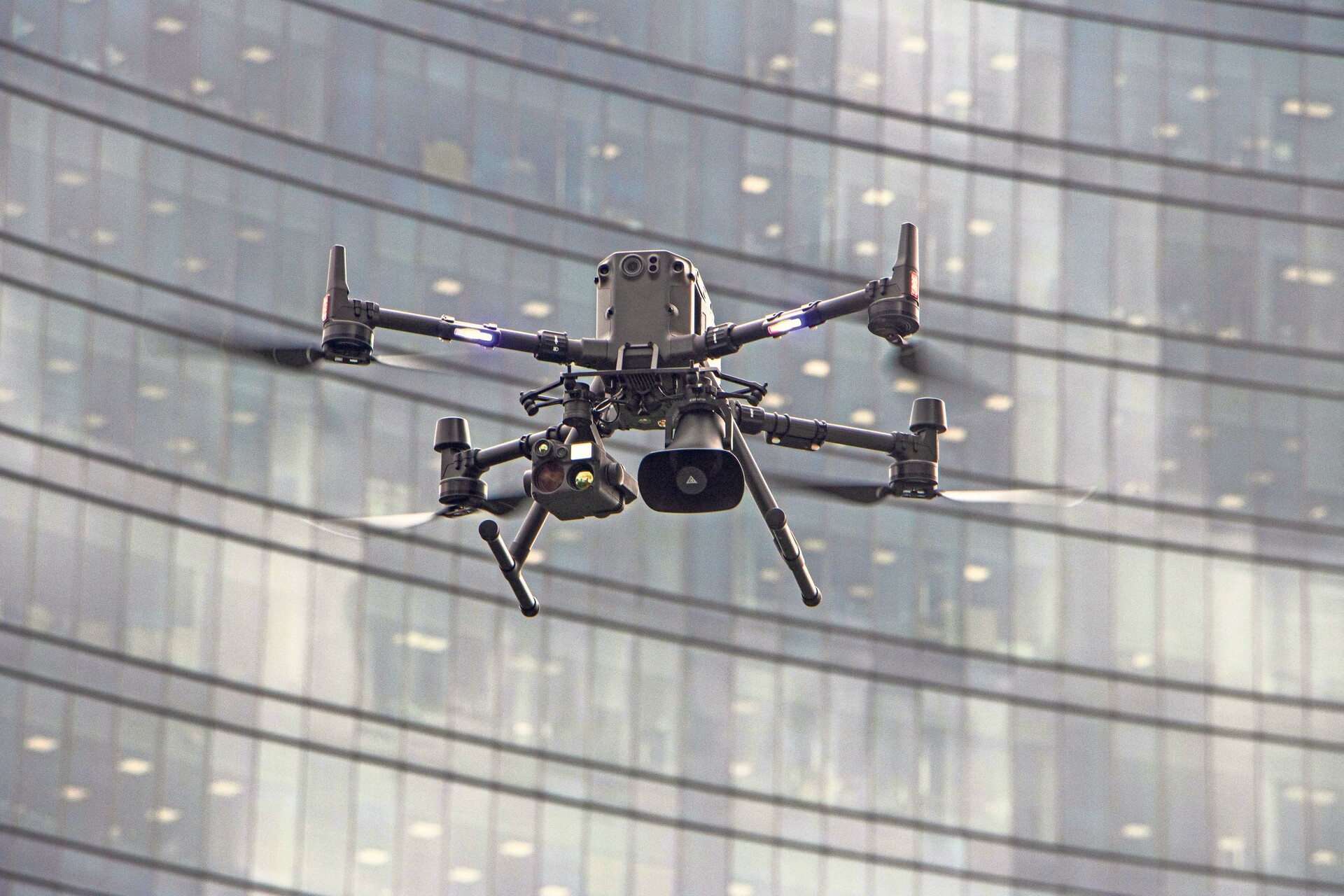 Avance Revolucionario en Tecnología de Drones: Desarrollan Flota con Comunicación Humana