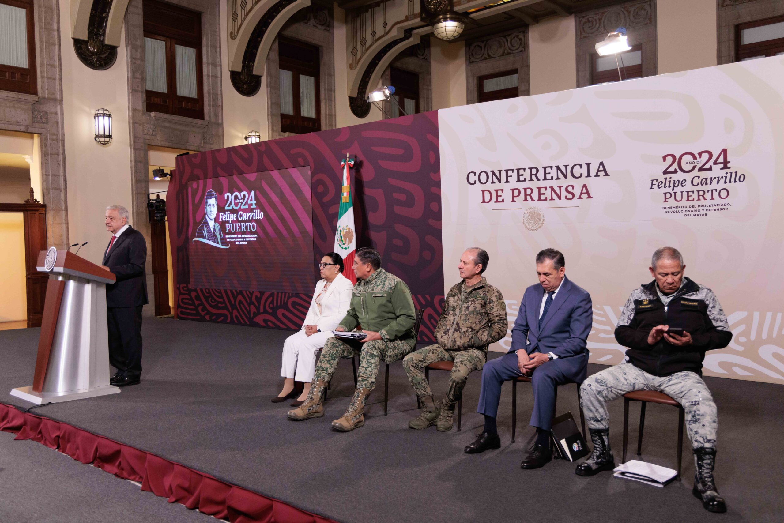 Crítica del Presidente Mexicano: Dolia Estévez acusada de periodismo elitista
