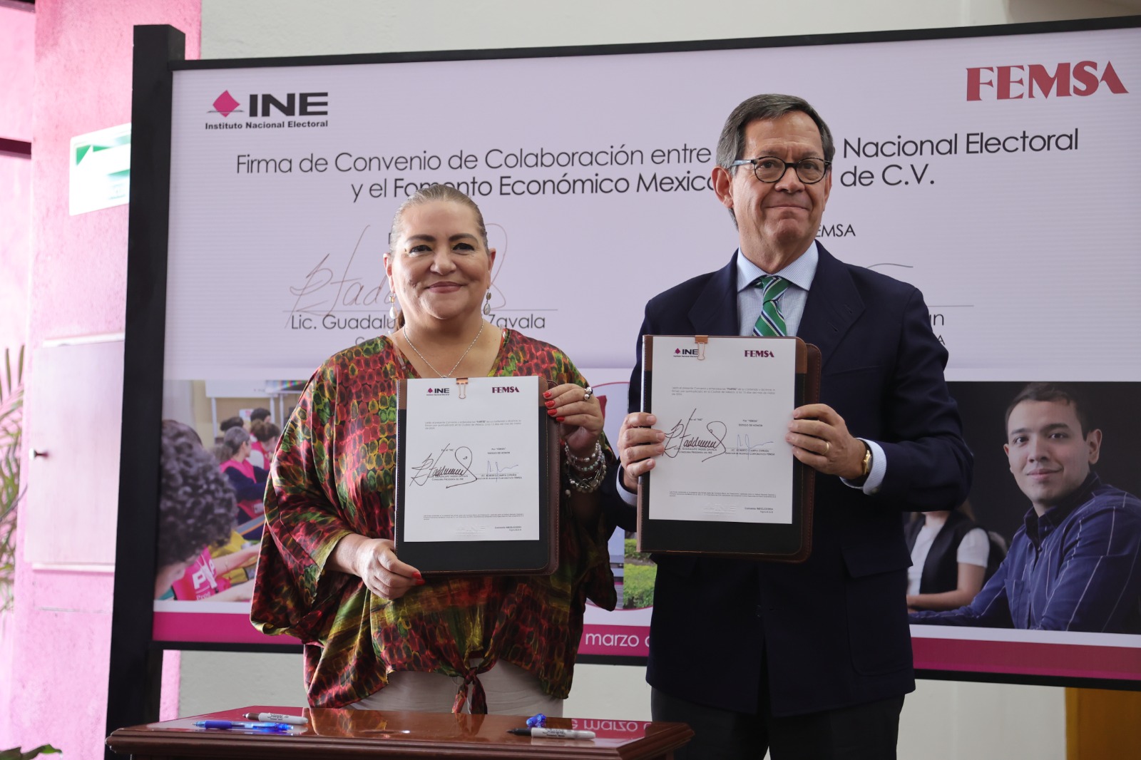 Firma INE un Convenio con FEMSA y OXXO para Impulsar la Participación Informada en el Proceso Electoral 2023-2024