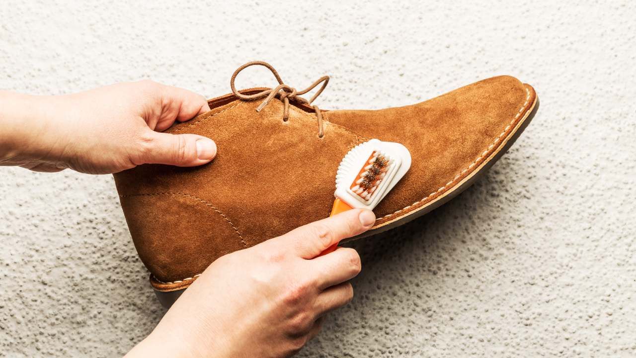 Cómo mantener tus zapatos de ante impecables: Guía de limpieza y cuidado