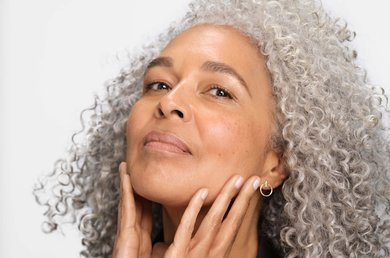 ¿Envejecimiento facial acelerado? Podría ser deficiencia de estrógenos
