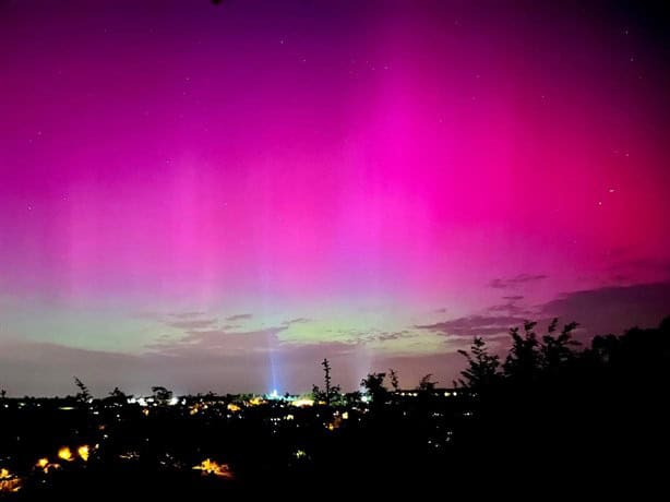 Fenómeno Celestial sin Precedentes: Auroras Boreales Iluminan los Cielos de México tras Tormenta Solar Histórica
