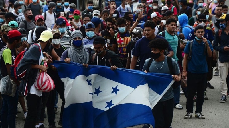 Honduras lidera solicitudes de refugio en México con 172,596 desde 2019