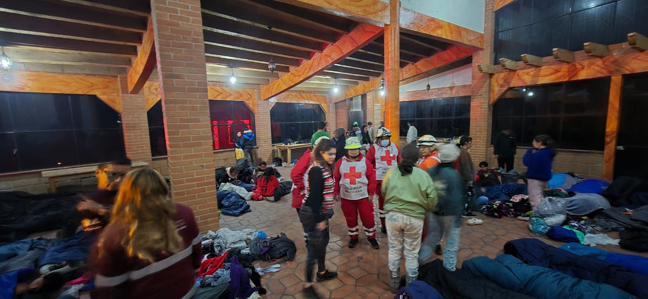 Crisis en el Campamento: Hipotermia Afecta a 77 Personas en Edomex