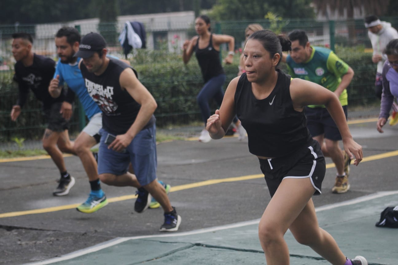 INDEPORTE inicia entrenamientos para el XLI maratón de la Ciudad de México 2024