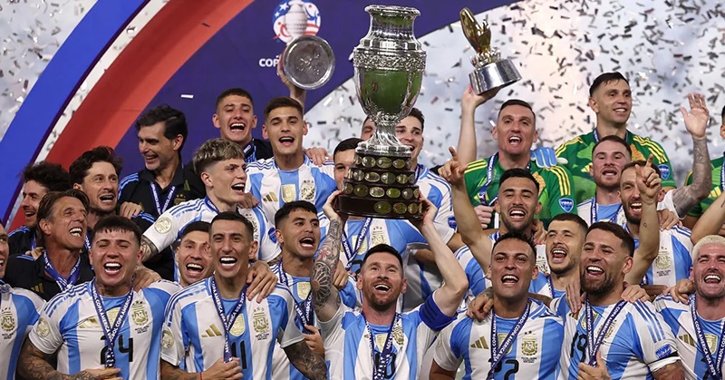 Argentina se corona en una final de Copa América marcada por el drama y la polémica