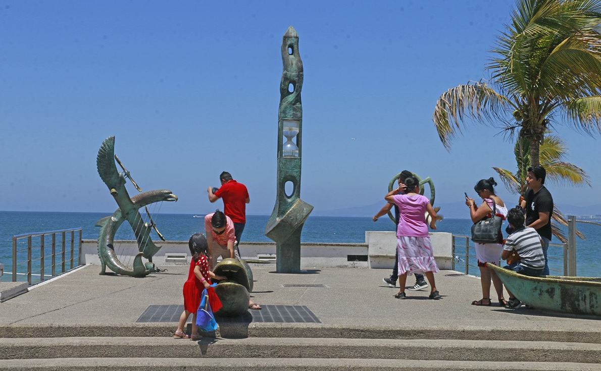 Noches de verano en Puerto Vallarta: Una ventana cultural que despierta los sentidos