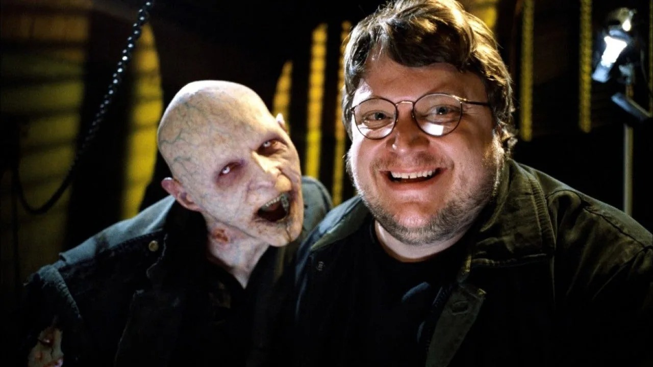 Noche de Cine y Magia: Concurso de Disfraces Destaca en la Cinevelada de Guillermo del Toro en la Faro de Oriente