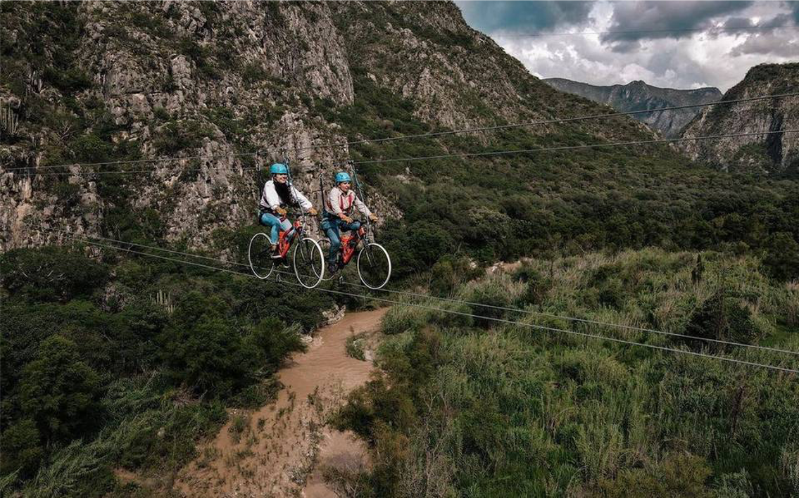 Aventura extrema en Pueblos Mágicos: ¡Descubre las bicicletas aéreas que desafían el vértigo!