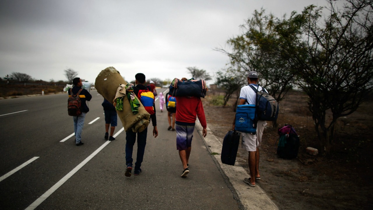 Operativo en San Pedro Pochutla: Rescate de 63 Migrantes y Captura de Traficantes