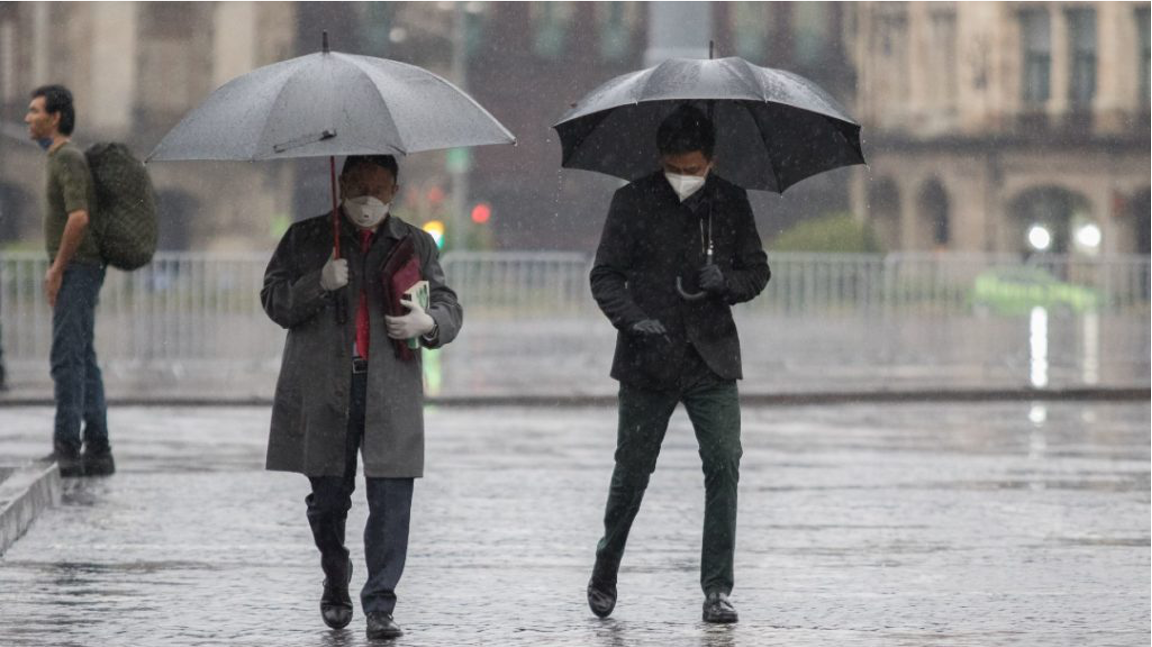 Prepárate para un martes caluroso y con lluvias fuertes en la CDMX