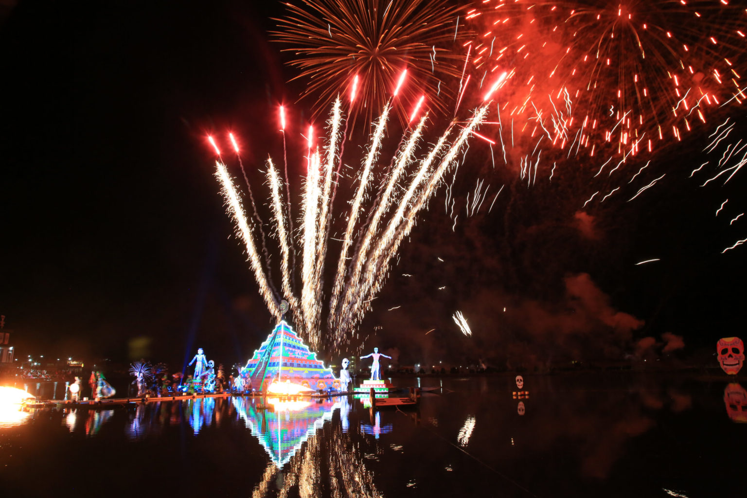 Vive la tradición en el Festival de la Luz y la Vida 2024 en Chignahuapan