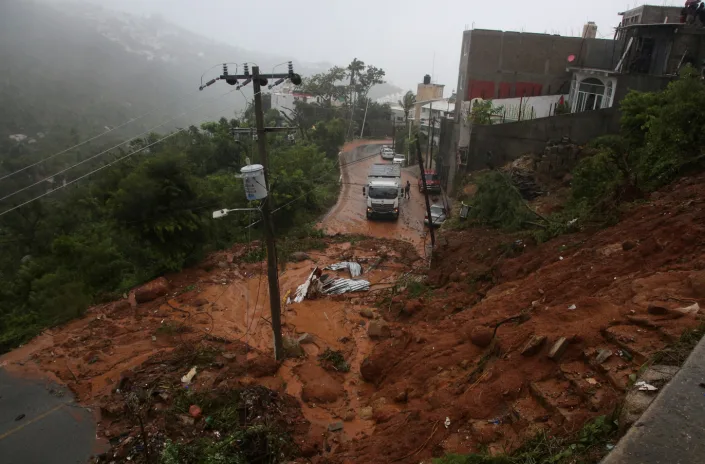 El huracán John: una tormenta «zombi» que azota el sur de México