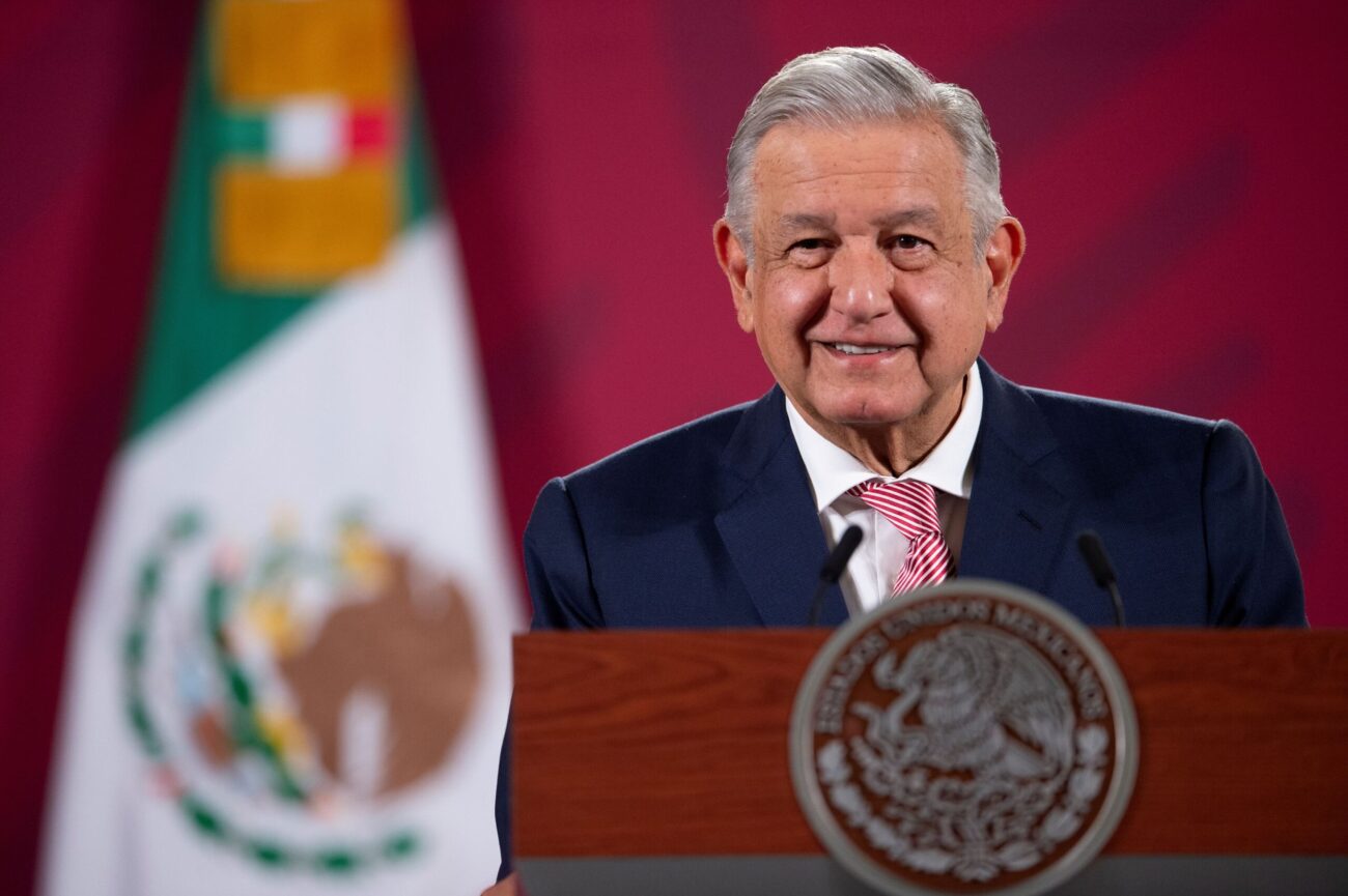 AMLO y el Legado de su Presidencia: Entre la Popularidad y los Retos No Resueltos