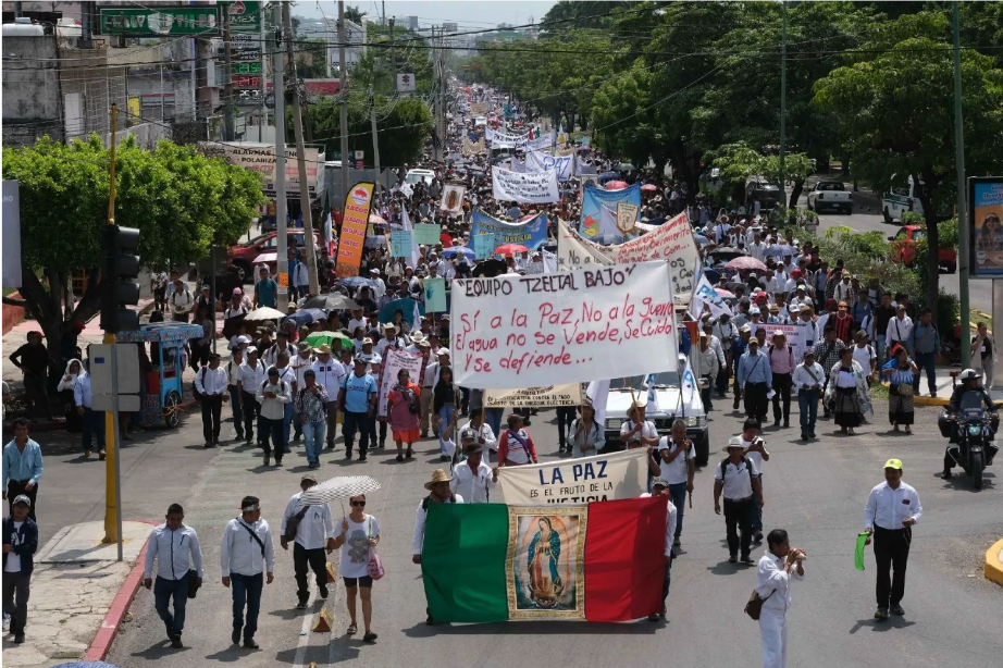 Iglesia y colectivos protestan contra la violencia en Chiapas