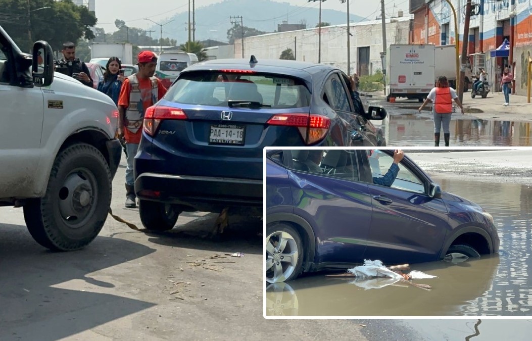 Lluvias intensas en Ecatepec agravan socavón en vía Morelos: más de ocho autos dañados