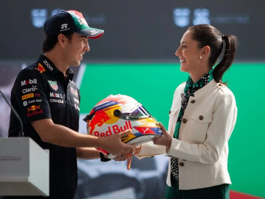 Checo Pérez felicita a Sheinbaum en su histórica toma de protesta